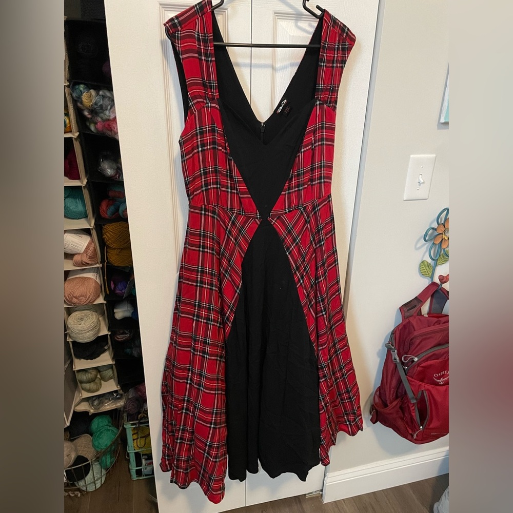 Retro Chic/Torrid red plaid dress size 14